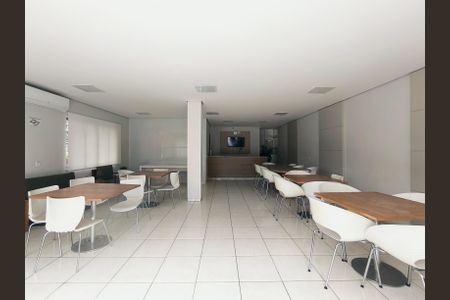 Apartamento para alugar com 47m², 2 quartos e 1 vagaÁrea comum - Salão de Festas