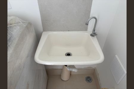 Apartamento para alugar com 36m², 2 quartos e sem vaga Apartamento para alugar com 36m², 2 quartos e sem vagaCozinha e Área de Serviço