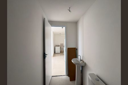 Apartamento para alugar com 36m², 2 quartos e sem vaga Apartamento para alugar com 36m², 2 quartos e sem vagaBanheiro
