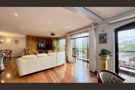 Apartamento à venda com 220m², 3 quartos e 3 vagasFoto 03