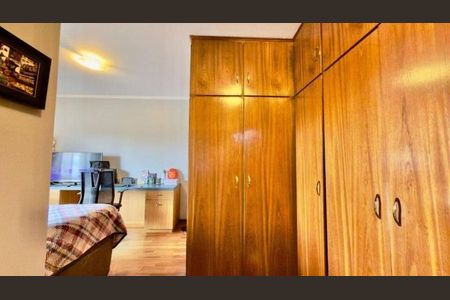 Apartamento à venda com 220m², 3 quartos e 3 vagasFoto 23