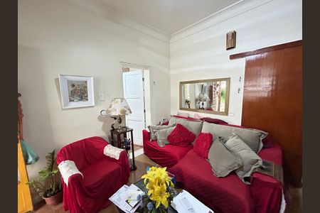 Sala de casa à venda com 3 quartos, 86m² em Piedad, Rio de Janeiro