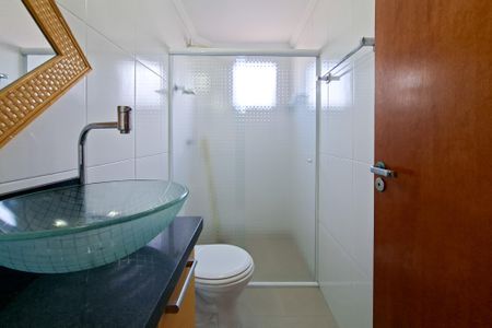 Apartamento para alugar com 84m², 2 quartos e 1 vaga Apartamento para alugar com 84m², 2 quartos e 1 vagaBanheiro