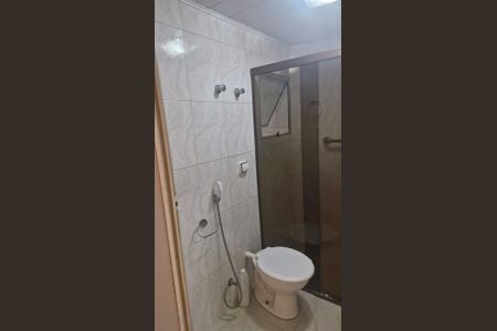 Banheiro de apartamento para alugar com 1 quarto, 52m² em Pinheiros, São Paulo