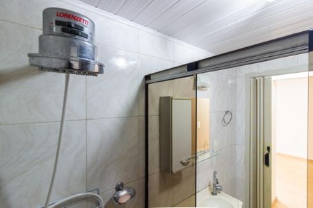 Banheiro de apartamento para alugar com 1 quarto, 52m² em Pinheiros, São Paulo