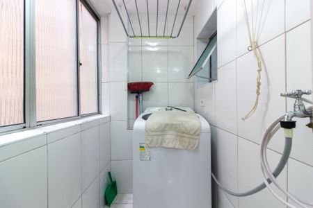 Cozinha e Área de Serviço de apartamento para alugar com 1 quarto, 52m² em Pinheiros, São Paulo