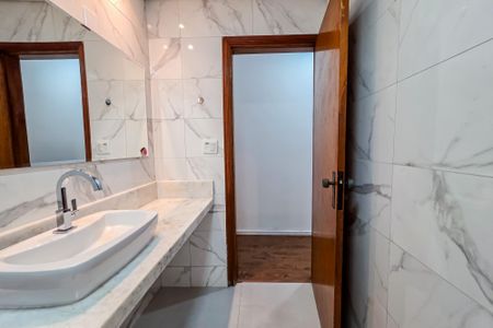 Casa para alugar com 125m², 3 quartos e 2 vagasBanheiro