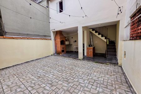 Casa para alugar com 125m², 3 quartos e 2 vagasQuintal