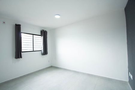 Sala / Quarto  de kitnet/studio para alugar com 1 quarto, 35m² em Aparecidinha, Sorocaba