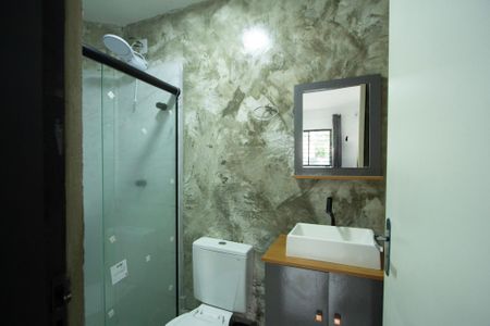 Banheiro  de kitnet/studio para alugar com 1 quarto, 35m² em Aparecidinha, Sorocaba