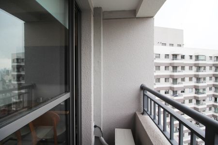 Apartamento para alugar com 24m², 1 quarto e sem vagaVaranda