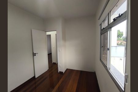 Quarto de apartamento à venda com 3 quartos, 77m² em Ouro Preto, Belo Horizonte
