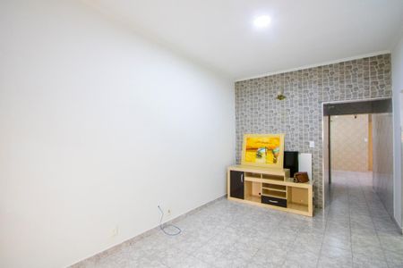 Casa para alugar com 276m², 4 quartos e 6 vagas Casa para alugar com 276m², 4 quartos e 6 vagasCasa 1 - Sala