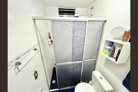 Apartamento à venda com 45m², 1 quarto e 1 vaga Apartamento à venda com 45m², 1 quarto e 1 vagaBanheiro da Suíte