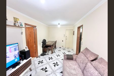 Apartamento à venda com 45m², 1 quarto e 1 vaga Apartamento à venda com 45m², 1 quarto e 1 vagaSala