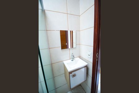 Casa de condomínio para alugar com 70m², 3 quartos e 1 vagaBanheiro