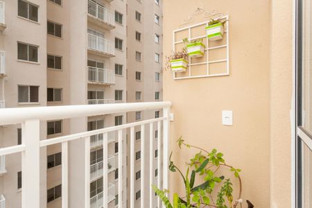 Apartamento para alugar com 39m², 2 quartos e sem vagaVaranda