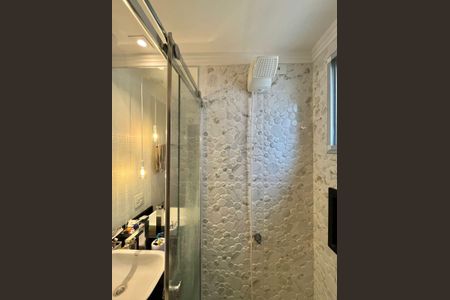 Apartamento à venda com 65m², 2 quartos e 2 vagas Apartamento à venda com 65m², 2 quartos e 2 vagasBanheiro da Suíte