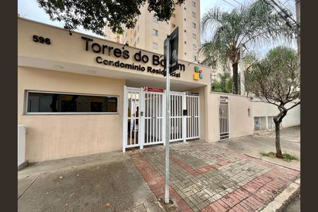 Apartamento à venda com 65m², 2 quartos e 2 vagas Apartamento à venda com 65m², 2 quartos e 2 vagasFachada