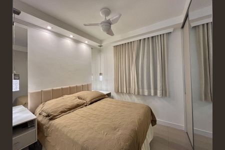 Apartamento à venda com 65m², 2 quartos e 2 vagas Apartamento à venda com 65m², 2 quartos e 2 vagasSuíte