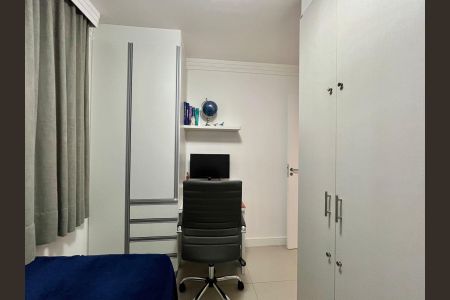 Apartamento à venda com 65m², 2 quartos e 2 vagas Apartamento à venda com 65m², 2 quartos e 2 vagasQuarto