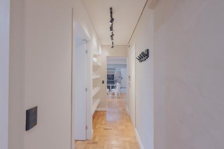 Corredor de apartamento para alugar com 2 quartos, 90m² em Jardim Paulista, São Paulo