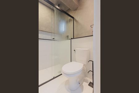 Apartamento para alugar com 90m², 2 quartos e 1 vaga Apartamento para alugar com 90m², 2 quartos e 1 vagaBanheiro da Suíte