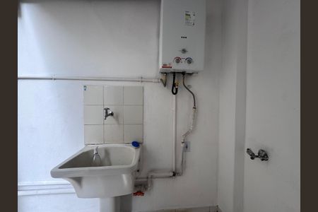 Casa de condomínio para alugar com 350m², 5 quartos e 2 vagasÁrea de Serviço