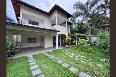 Casa de condomínio para alugar com 350m², 5 quartos e 2 vagasÁrea externa