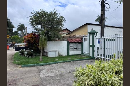 Casa de condomínio para alugar com 350m², 5 quartos e 2 vagasFachada Condomínio