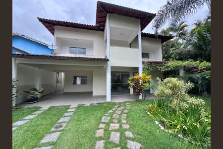 Casa de condomínio para alugar com 350m², 5 quartos e 2 vagasÁrea externa