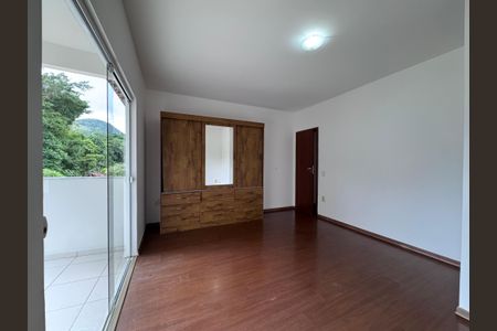 Casa de condomínio para alugar com 350m², 5 quartos e 2 vagasQuarto 2