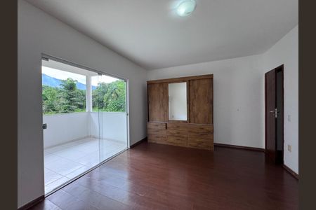 Casa de condomínio para alugar com 350m², 5 quartos e 2 vagasQuarto 2