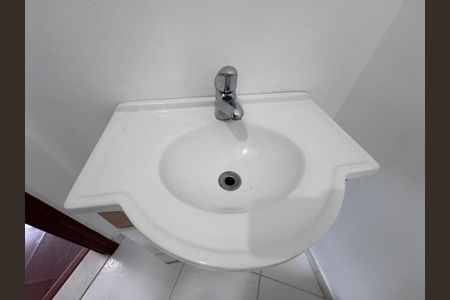 Casa de condomínio para alugar com 350m², 5 quartos e 2 vagasSuite 1 - Banheiro