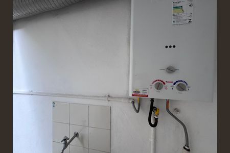 Casa de condomínio para alugar com 350m², 5 quartos e 2 vagasÁrea de Serviço