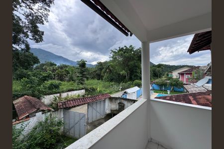 Casa de condomínio para alugar com 350m², 5 quartos e 2 vagasQuarto 2 - Varanda