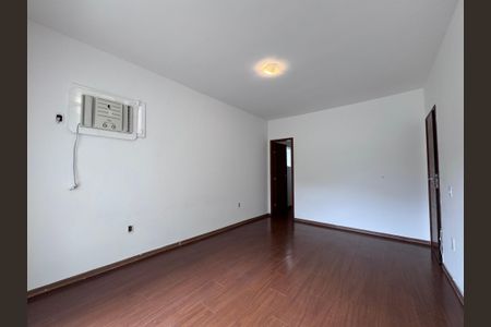 Casa de condomínio para alugar com 350m², 5 quartos e 2 vagasSuite 2