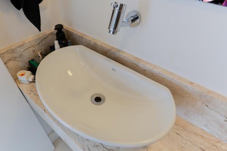 Apartamento à venda com 203m², 3 quartos e 3 vagasLavabo da sala de TV