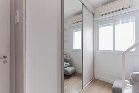 Apartamento à venda com 203m², 3 quartos e 3 vagasQuarto 2