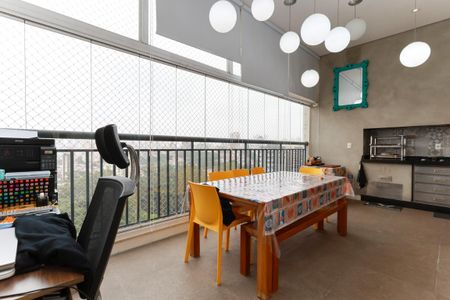 Apartamento à venda com 203m², 3 quartos e 3 vagasÁrea de lazer