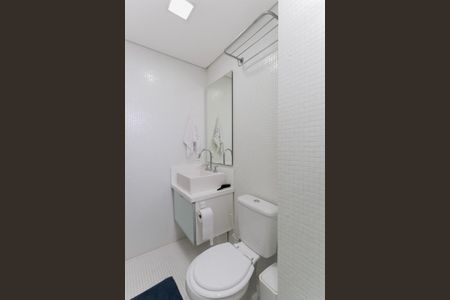 Apartamento à venda com 203m², 3 quartos e 3 vagasBanheiro social