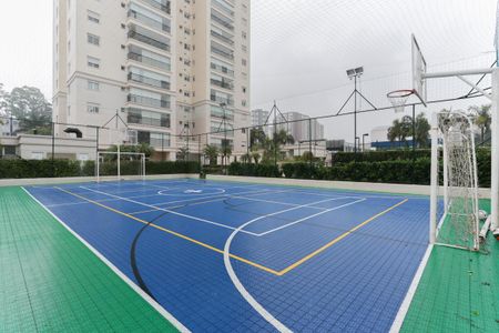 Apartamento à venda com 203m², 3 quartos e 3 vagasÁrea comum - Quadra esportiva