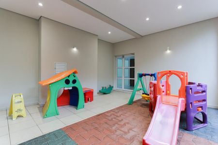 Apartamento à venda com 203m², 3 quartos e 3 vagasÁrea comum - Playground coberto