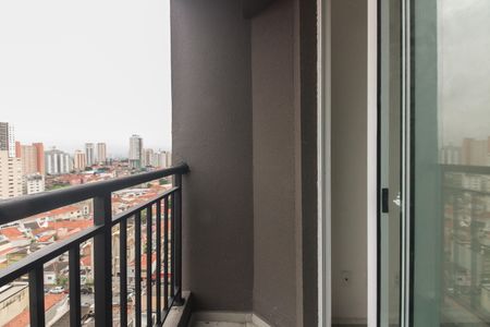 Apartamento à venda com 43m², 2 quartos e 1 vaga Apartamento à venda com 43m², 2 quartos e 1 vagaVaranda