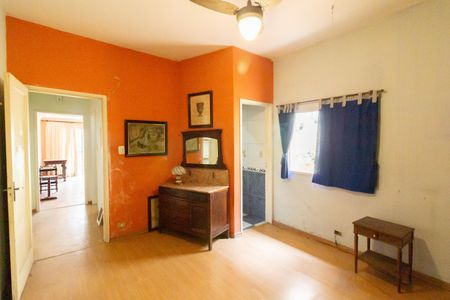 Casa à venda com 280m², 2 quartos e 4 vagasQuarto