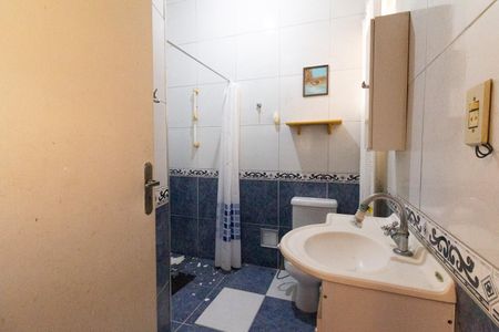 Banheiro 1 de casa à venda com 2 quartos, 250m² em Ferreira, São Paulo