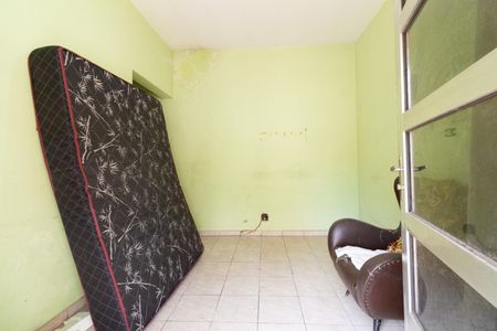 Casa à venda com 280m², 2 quartos e 4 vagasEdícula