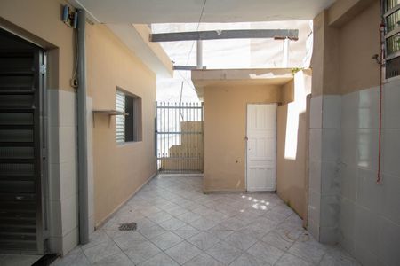 Casa para alugar com 70m², 2 quartos e 1 vaga