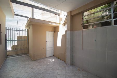 Casa para alugar com 70m², 2 quartos e 1 vaga