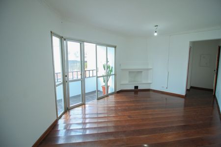 Apartamento para alugar com 73m², 2 quartos e 1 vaga